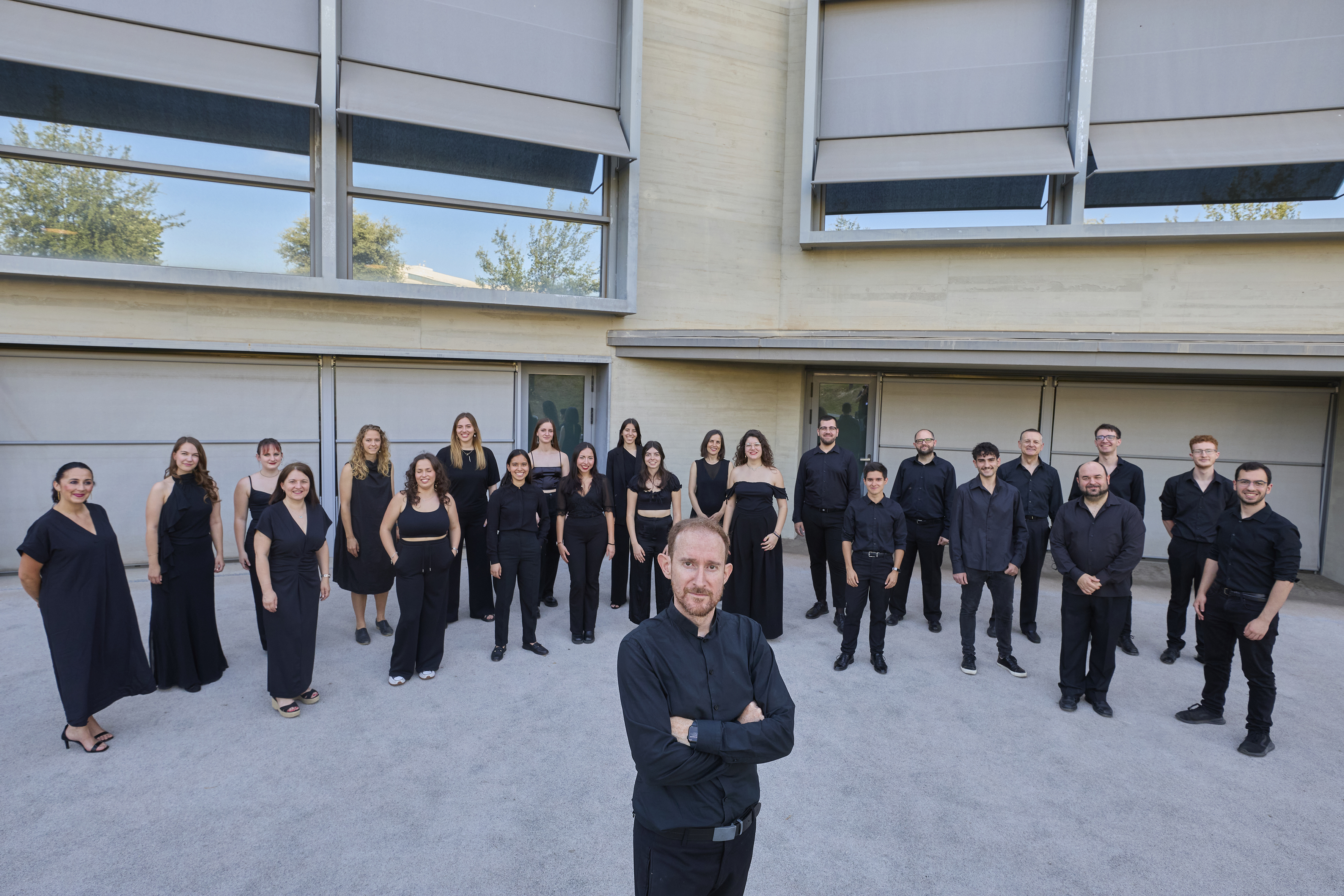 Fotografía de los miembros del coro de la ugr