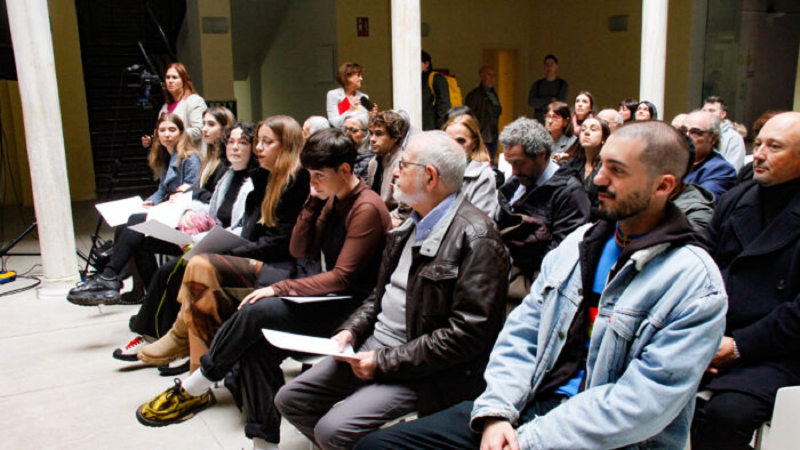 Asistentes acto de entrega premios